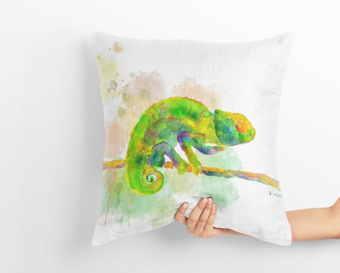 A Green Chameleon Cute Pillow Cases, Pillow Cases For Kids, Animal Pillow, Artist Pillow, Green Pillow Cases, Fashion, Nursery Decor