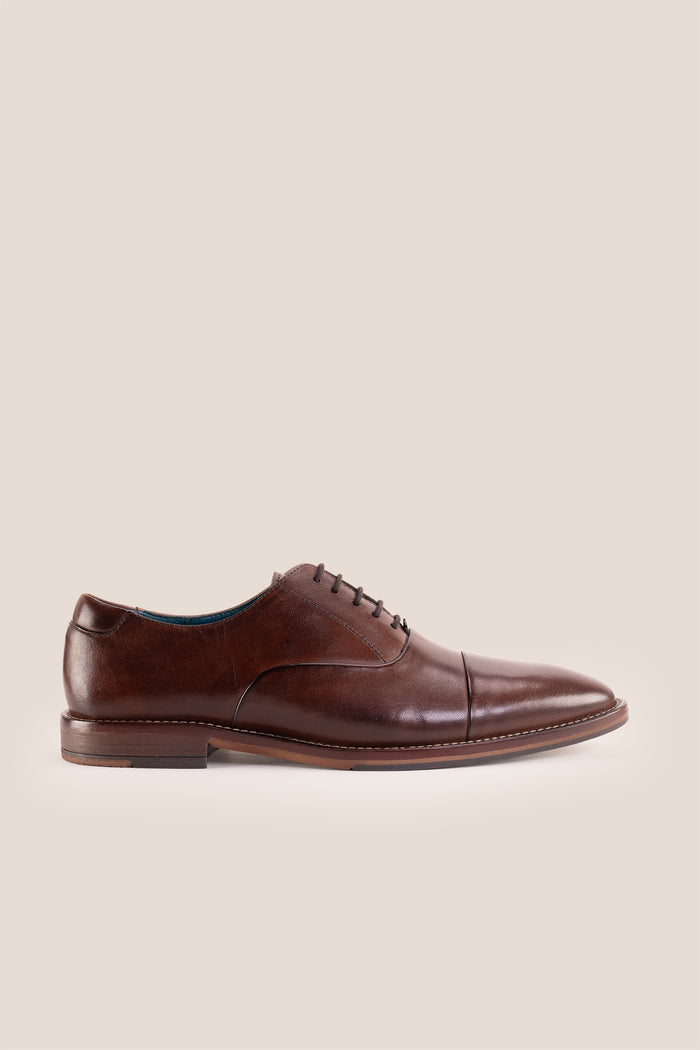 Jarred Brown mens premium leather Oxford shoes featuring a distinctive toecap design and a polished brown finish.
