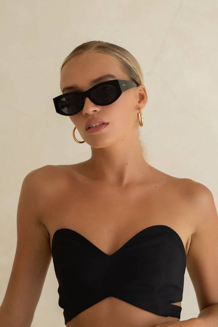 Layla Sunglasses  : Black