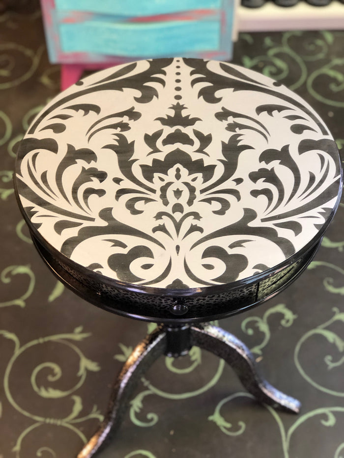 Leopard Table Product Kit