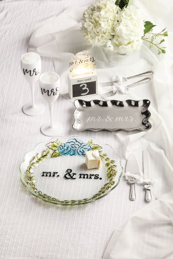 Mr. & Mrs. Tray - Madison's Niche