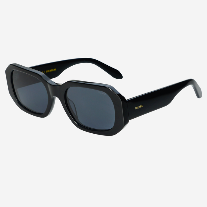 Onyx Sunglasses: Black