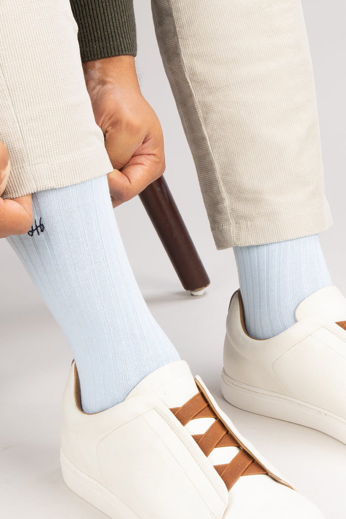 Oswin Hyde Pastel Heaven men’s cotton socks in a six-pack. These luxury socks offer comfort, style, and a soft pastel design for everyday wear.