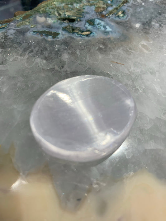 Selenite Worrystone