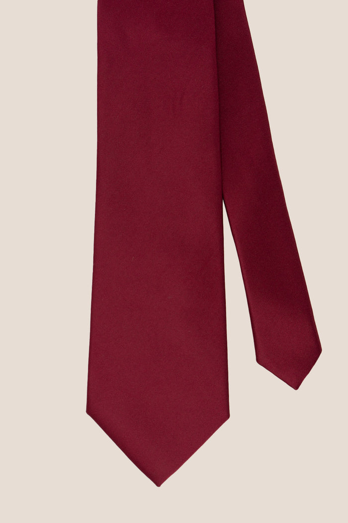 Sleek Bordo tie with luxurious design, perfect for weddings, office wear, and formal occasions.
