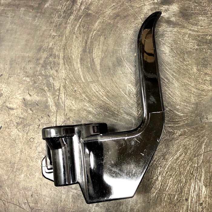 UPPER CORD RETAINER HOOK FOR 887 SANITAIRE VACUUM (14766119N)